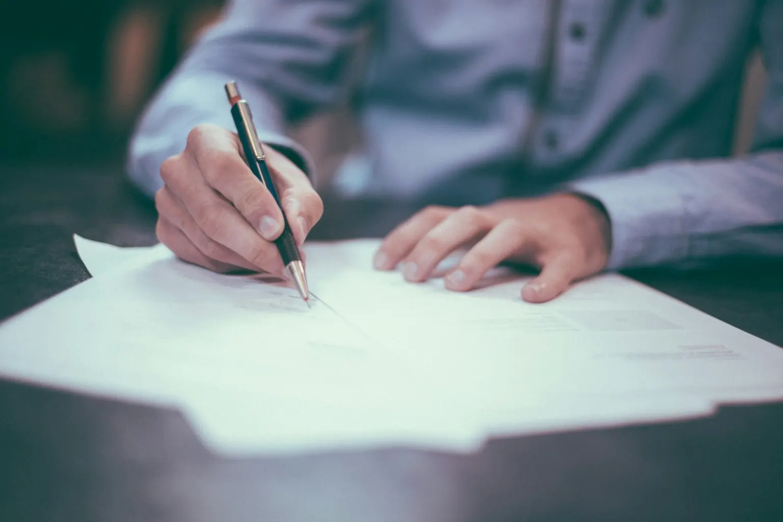 How to Write an Incident Report (With Examples)